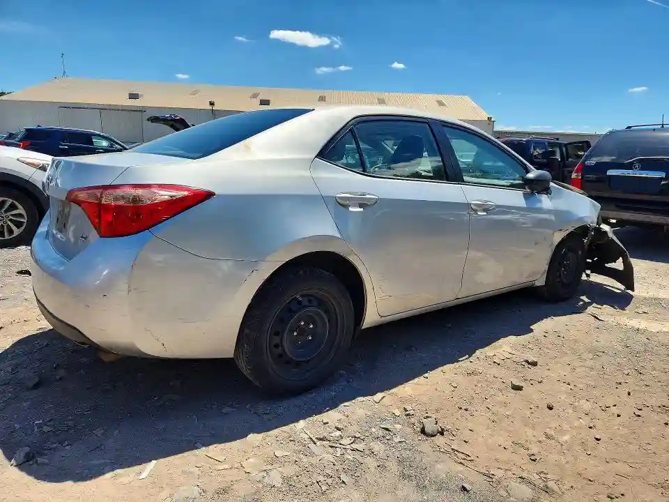 2T1BURHEXHC854092 2017 TOYOTA COROLLA-2