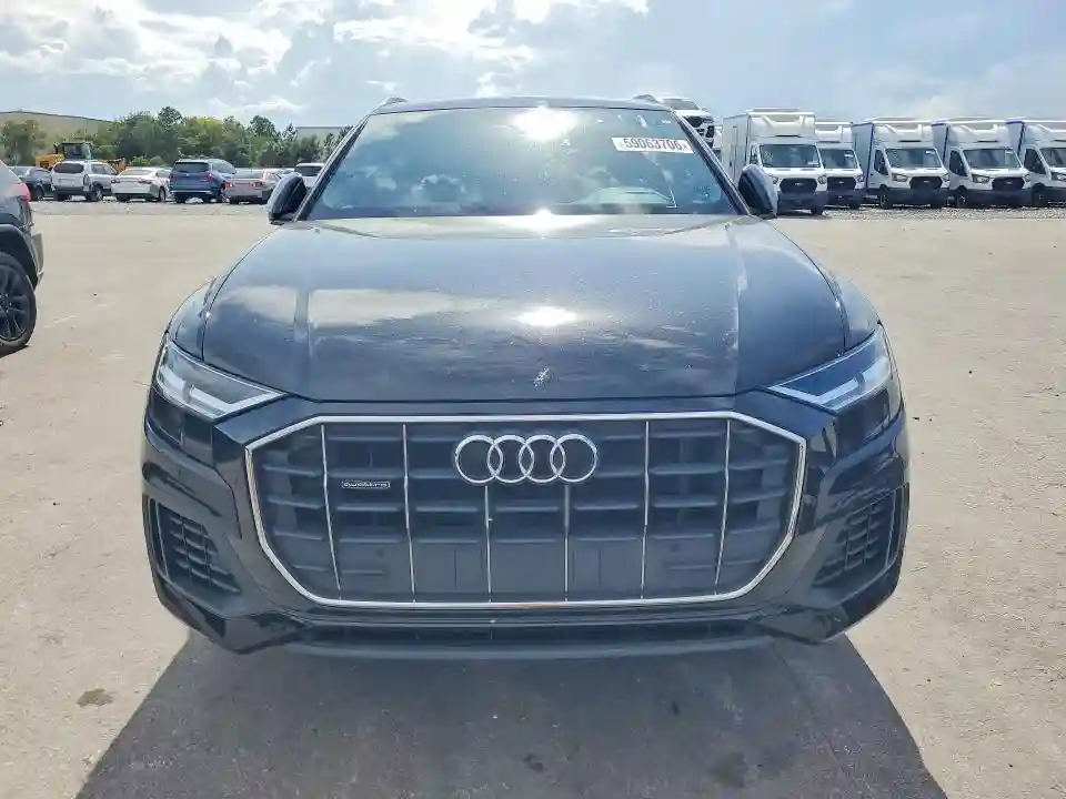 WA1AVAF11KD016256 2019 AUDI Q8-4