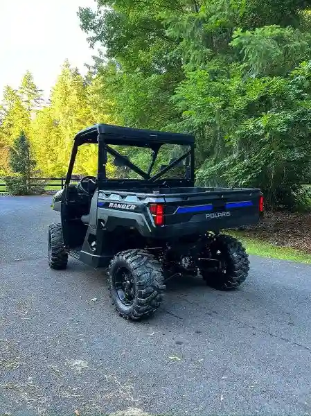4XARRE997P8044267 2023 POLARIS SIDEBYSIDE-2