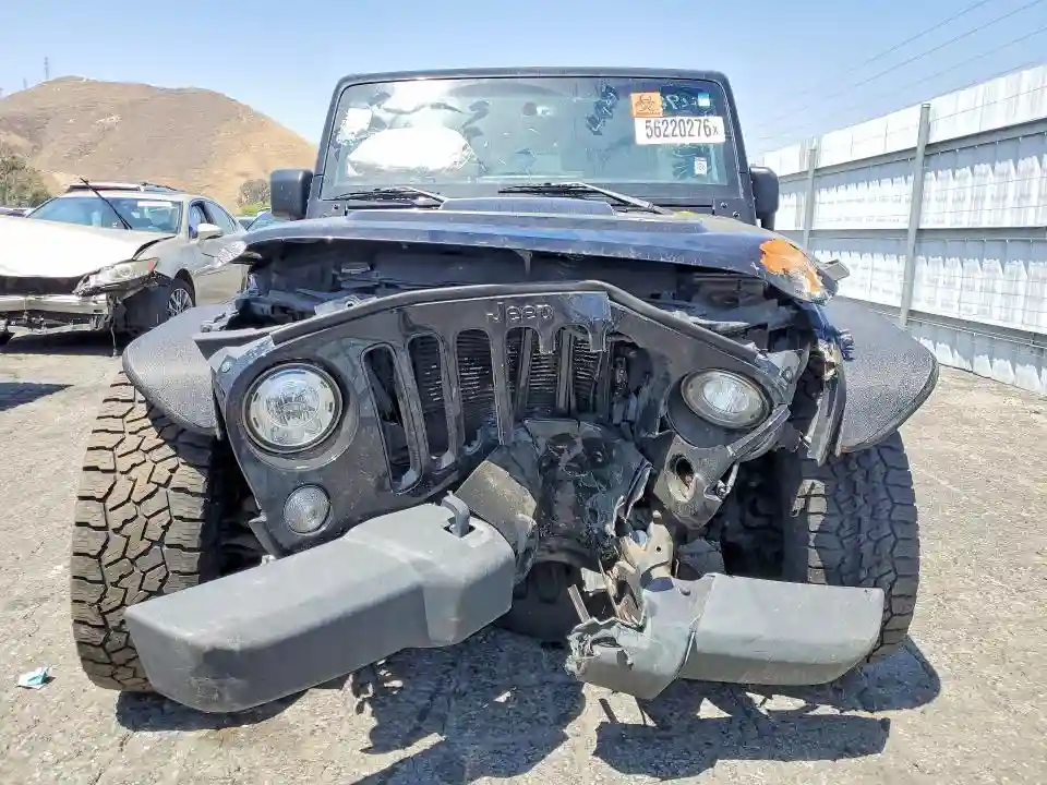 1C4BJWEG0HL701744 2017 JEEP WRANGLER-4