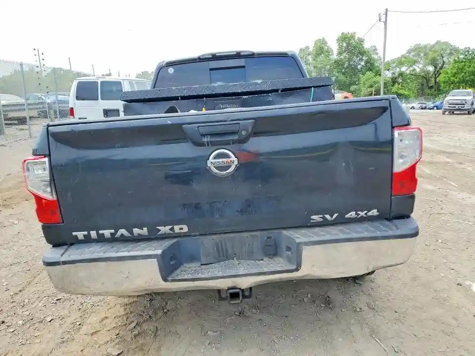 1N6BA1F31HN552549 2017 NISSAN TITAN-5