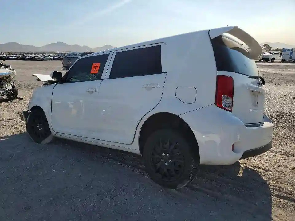 JTLZE4FE6FJ076090 2015 SCION XB-1