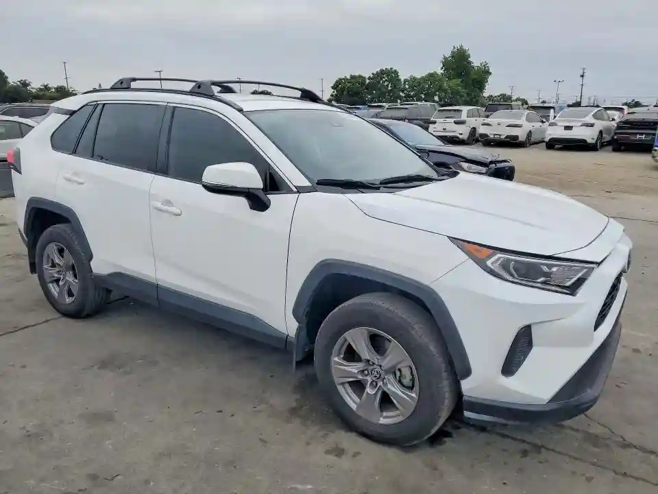 2T3W1RFV0RC291091 2024 TOYOTA RAV4-3