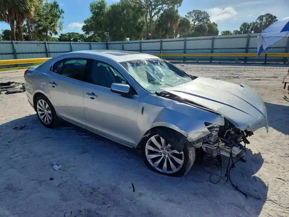 1LNHL9DK4DG613130 2013 LINCOLN MKS-3