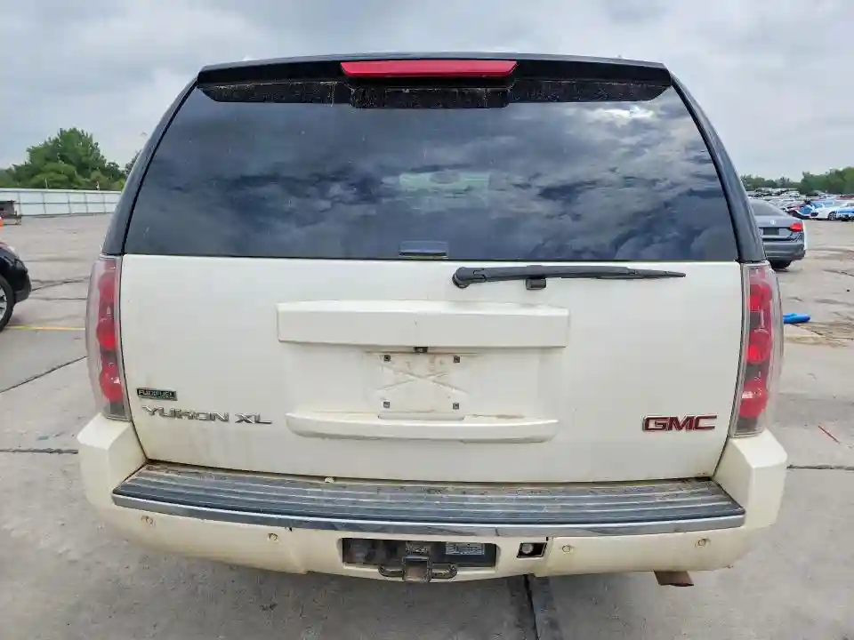 1GKS2MEF5BR145500 2011 GMC YUKON-5