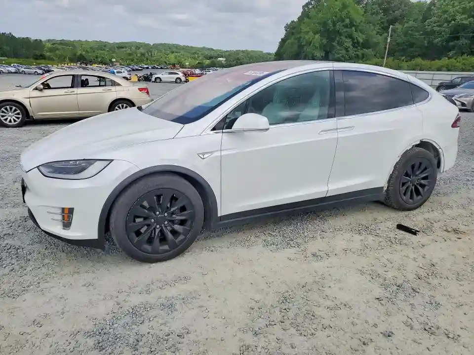 5YJXCAE20GF006978 2016 TESLA MODEL X-0