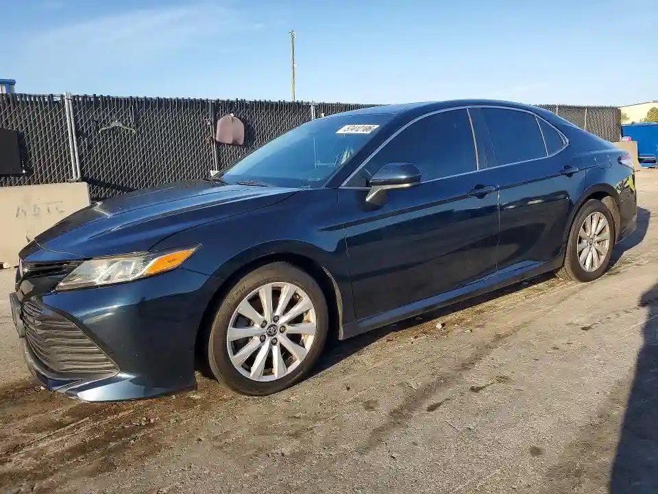 4T1B11HKXJU599058 2018 TOYOTA CAMRY-0