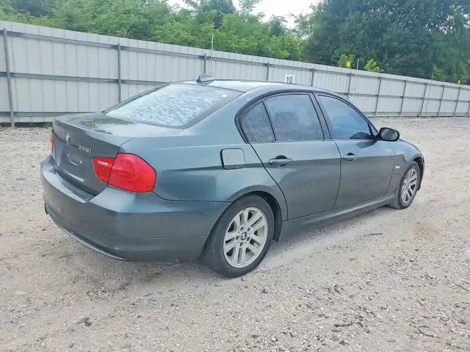 WBAPH7G5XBNM58066 2011 BMW 3 SERIES-2