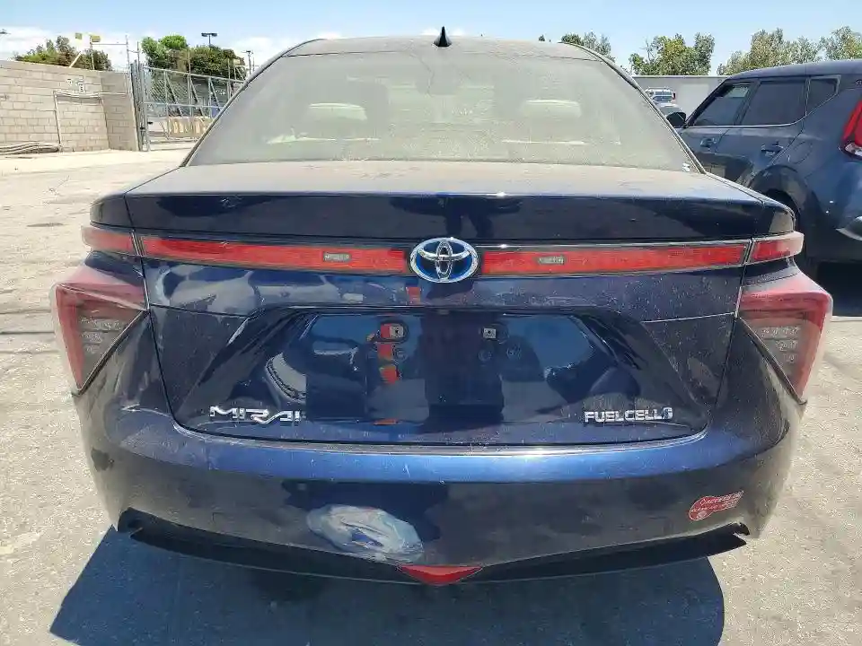 JTDBVRBD7JA004525 2018 TOYOTA MIRAI-5