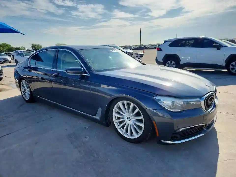 WBA7E2C59GG547575 2016 BMW 7 SERIES-3