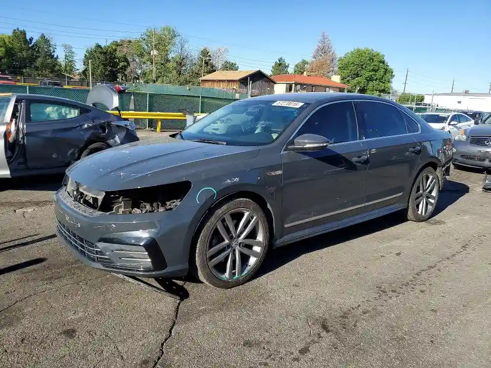 1VWDT7A33HC082484 2017 VOLKSWAGEN PASSAT S A-0