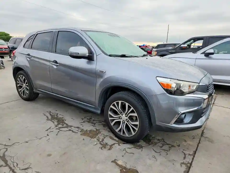 JA4AP3AU2HZ008850 2017 MITSUBISHI OUTLANDER-3