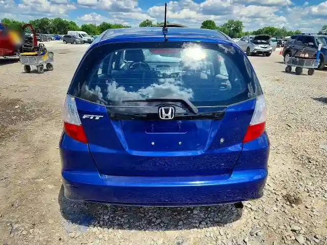 JHMGE8G2XAS000095 2010 HONDA FIT-5
