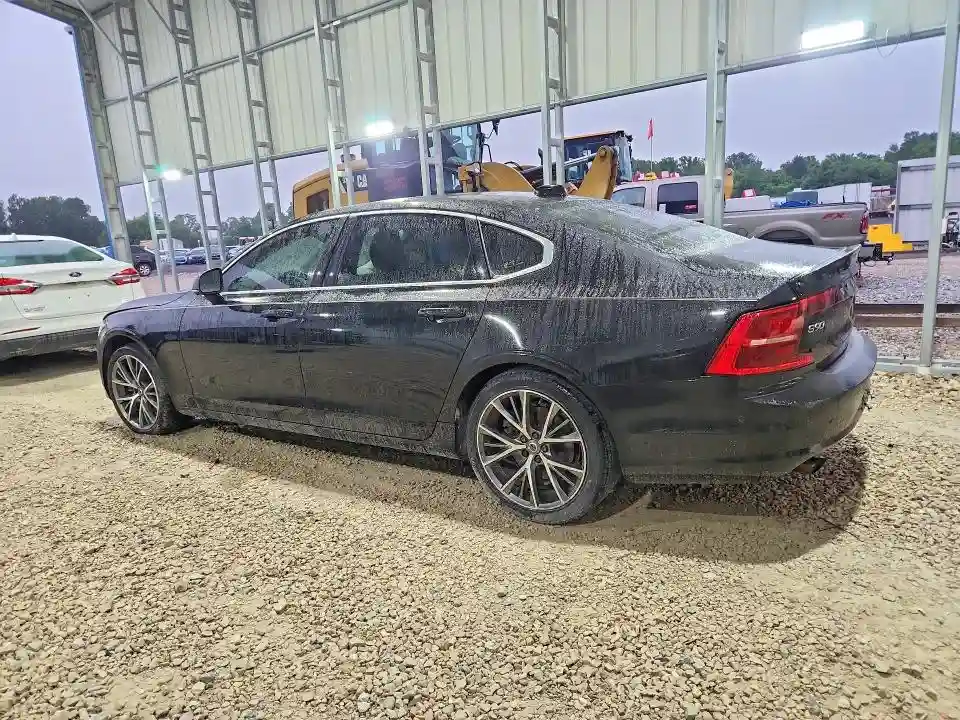 LVY982MKXJP030342 2018 VOLVO S90-1
