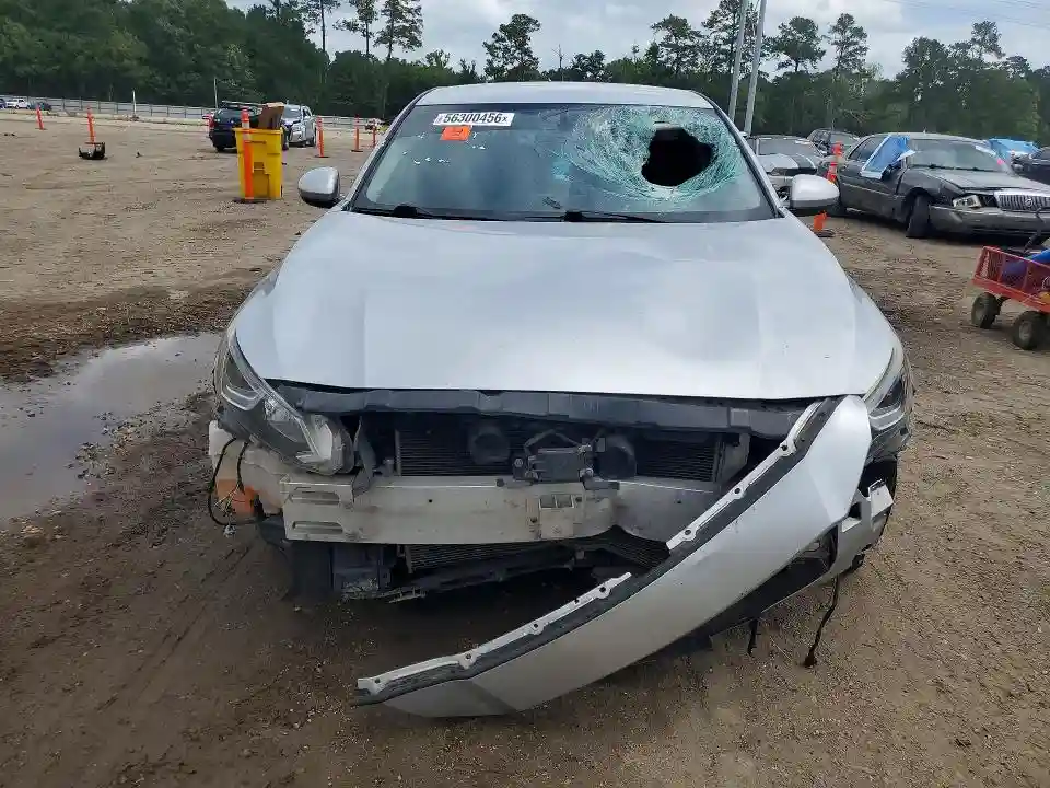 1N4BL4BV4KC228588 2019 NISSAN ALTIMA-4