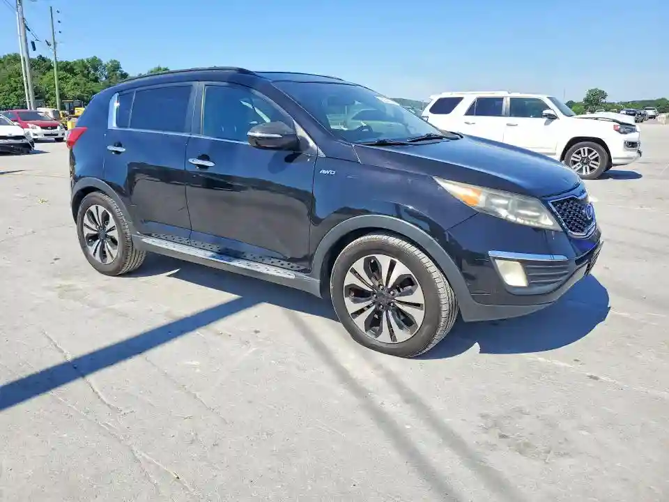 KNDPCCA61C7277827 2012 KIA SPORTAGE-3