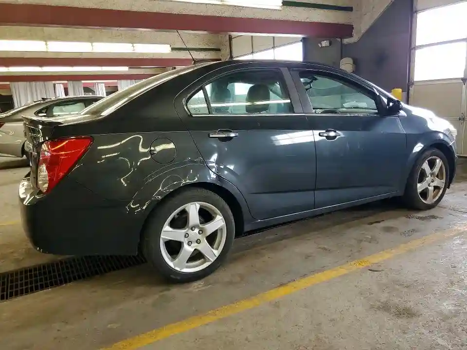 1G1JE5SBXF4197223 2015 CHEVROLET SONIC-2
