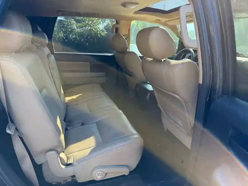 5TDZY5G10CS040947 2012 TOYOTA SEQUOIA-5
