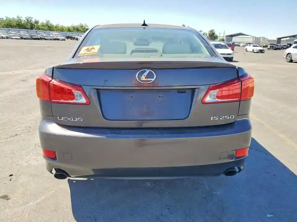 JTHBF5C21A5114481 2010 LEXUS IS-5