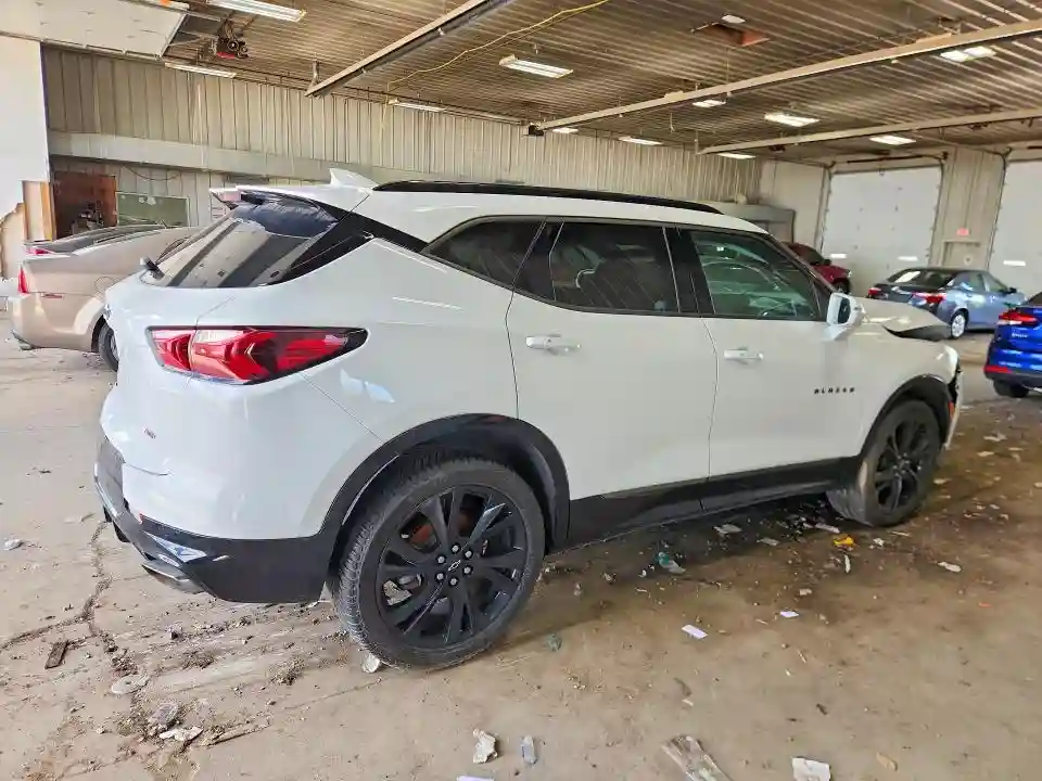 3GNKBJRS5KS638549 2019 CHEVROLET BLAZER-2