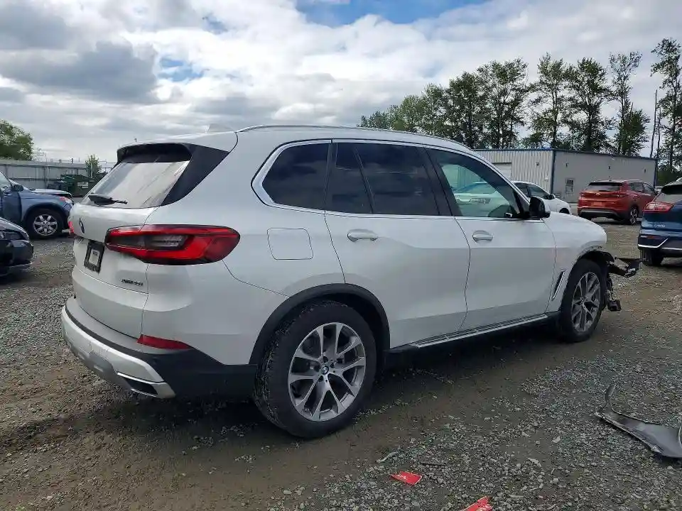 5UXCR6C56KLL03135 2019 BMW X5-2