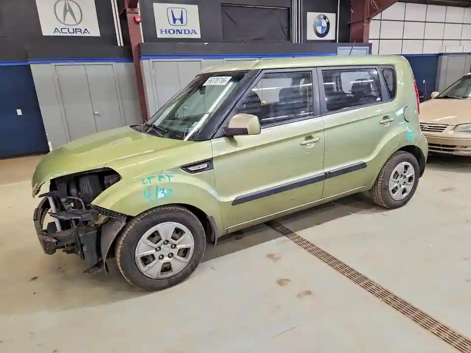KNDJT2A54D7523178 2013 KIA SOUL BASE-0