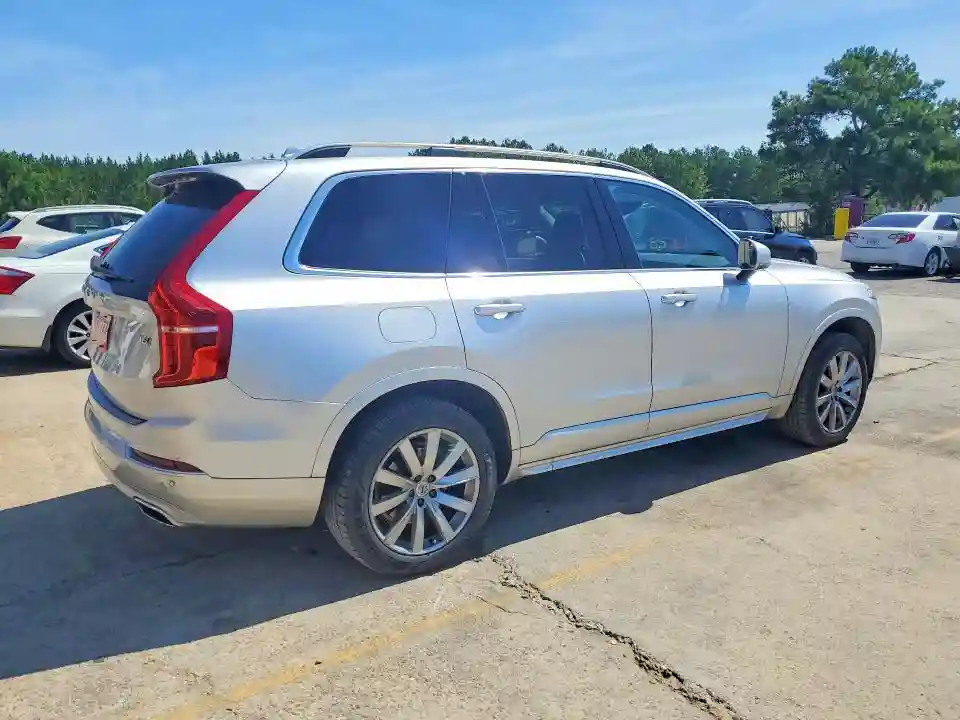 YV4A22PK7H1119328 2017 VOLVO XC90-2