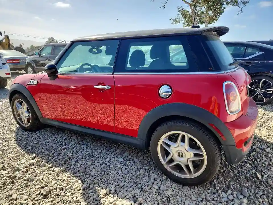 WMWMF7C50ATZ70461 2010 MINI COOPER-1