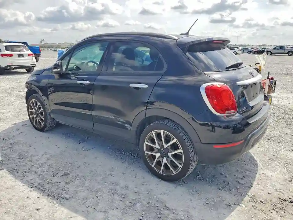 ZFBCFXCB3HP569786 2017 FIAT 500-1