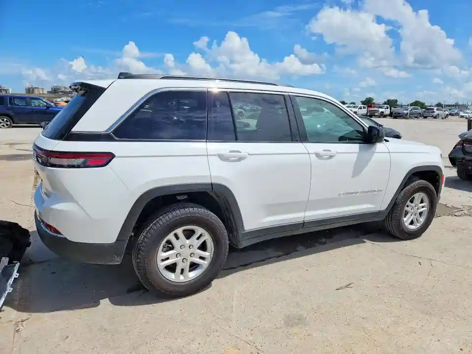 1C4RJGAG4SC322618 2025 JEEP GRAND CHEROKEE-2