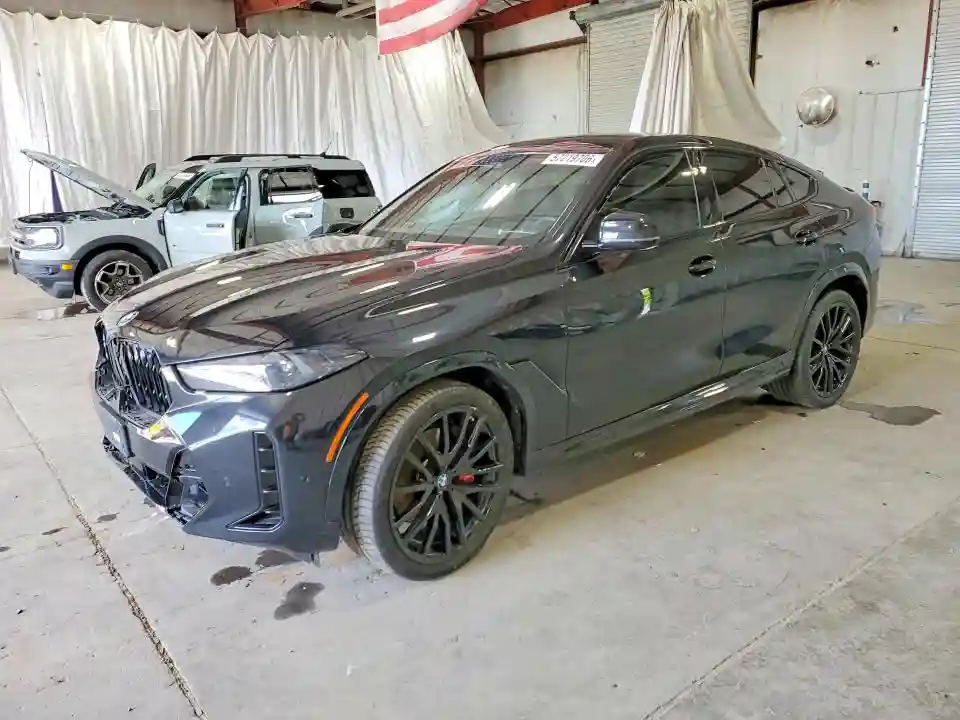 5UX33EX05R9U96573 2024 BMW X6-0