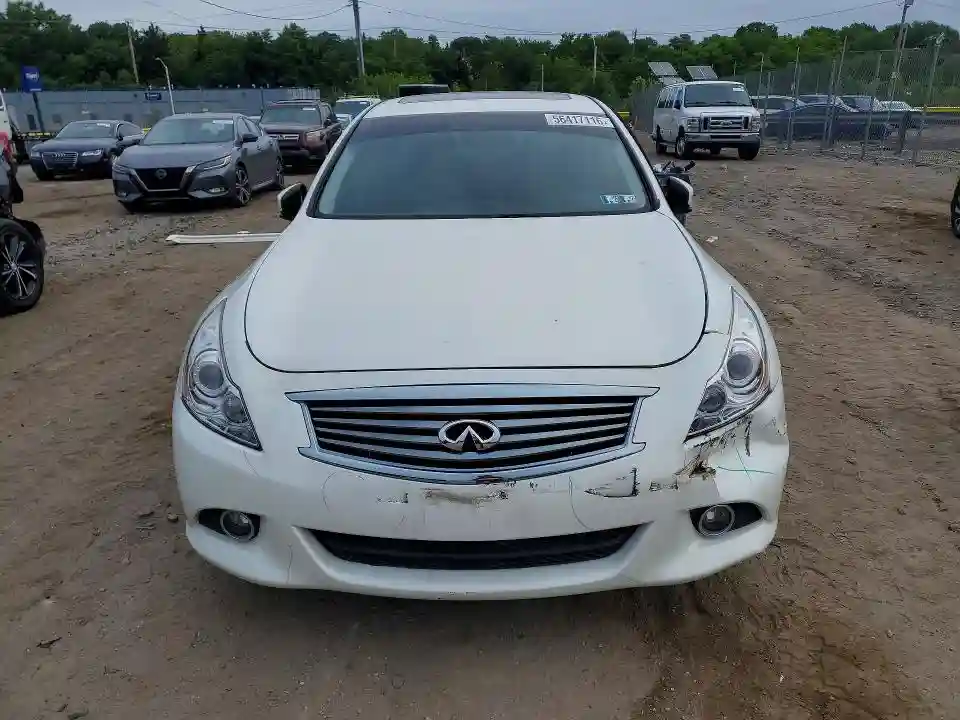 JN1CV6AR8FM520580 2015 INFINITI Q40-4
