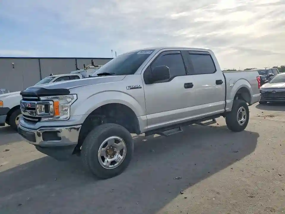 1FTEW1C5XJFB30495 2018 FORD F-150-0
