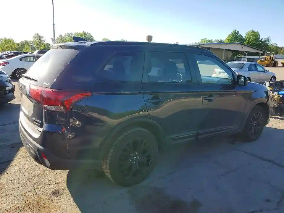 JA4AZ3A3XKZ028899 2019 MITSUBISHI OUTLANDER-2