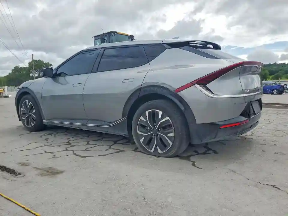 KNDC3DLCXN5043210 2022 KIA EV6 WIND-1