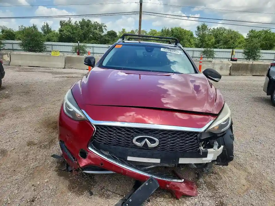 SJKCH5CP3JA047494 2018 INFINITI QX30-4