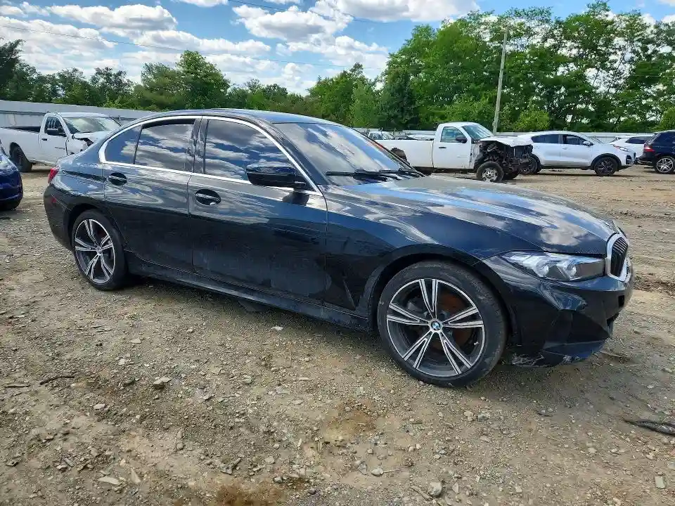 3MW89FF07R8E81321 2024 BMW 3 SERIES-3