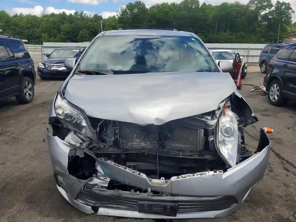 5TDDZ3DC6KS222541 2019 TOYOTA ALL MODELS-4