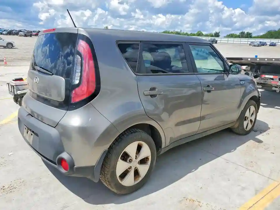 KNDJN2A22F7212447 2015 KIA SOUL BASE-2
