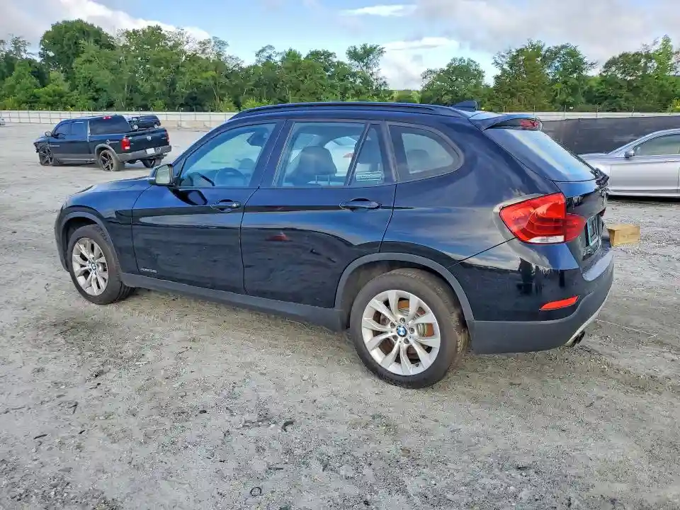 WBAVL1C51EVY10755 2014 BMW X1-1