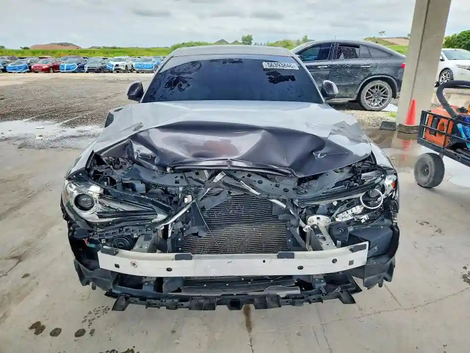 ZARFAMANXK7599319 2019 ALFA ROMEO GIULIA-4