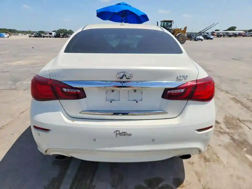 JN1EY1AP5FM510011 2015 INFINITI Q70-5
