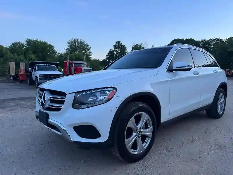 WDC0G4KB9JF438882 2018 MERCEDES-BENZ GLC-CLASS-1