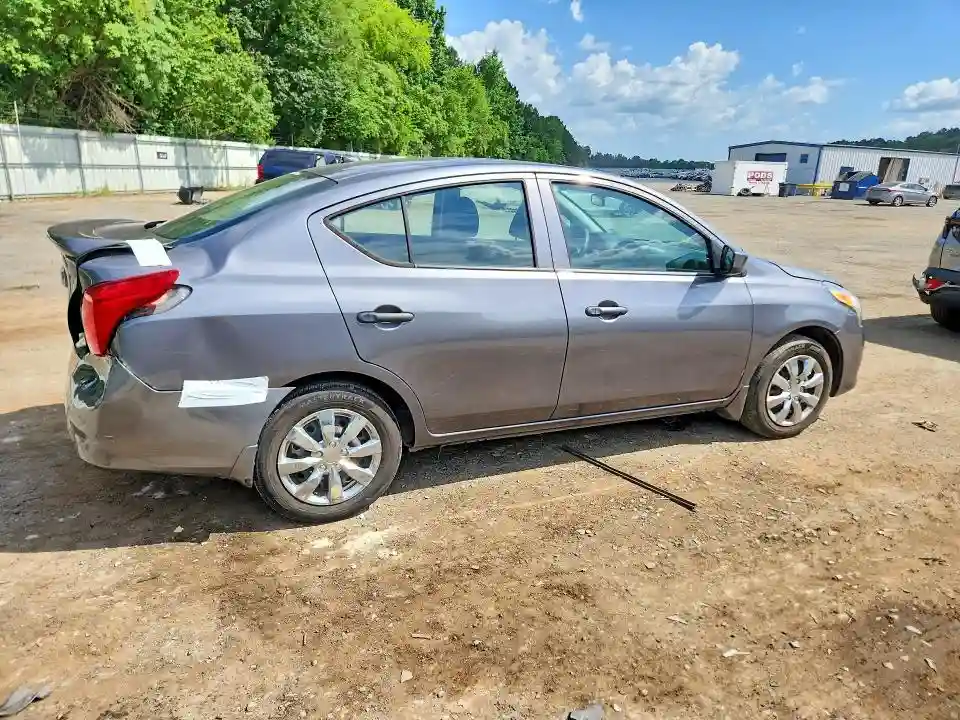 3N1CN7AP0KL810126 2019 NISSAN VERSA-2
