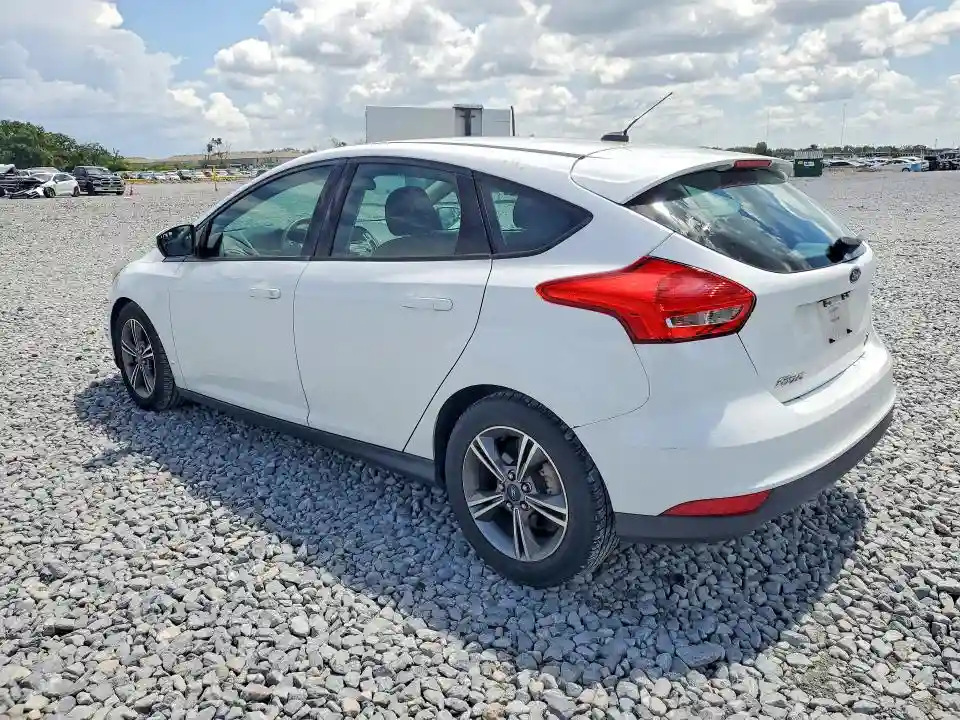 1FADP3KE9GL211302 2016 FORD FOCUS-1