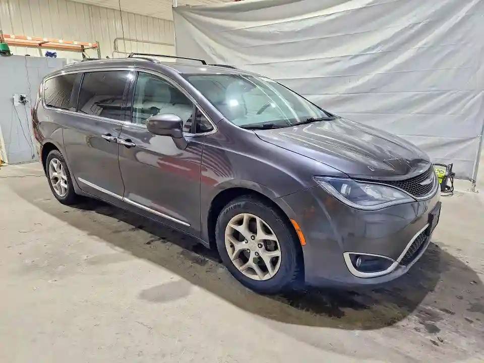 2C4RC1BG3HR636086 2017 CHRYSLER PACIFICA-3