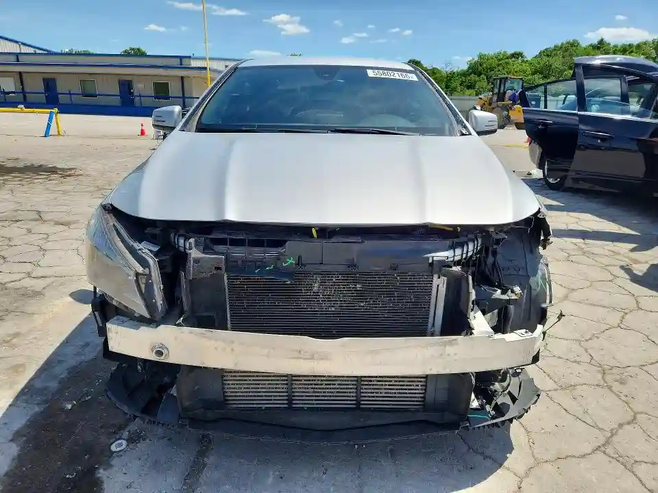 WDDSJ4EB5JN587913 2018 MERCEDES-BENZ CLA-CLASS-4