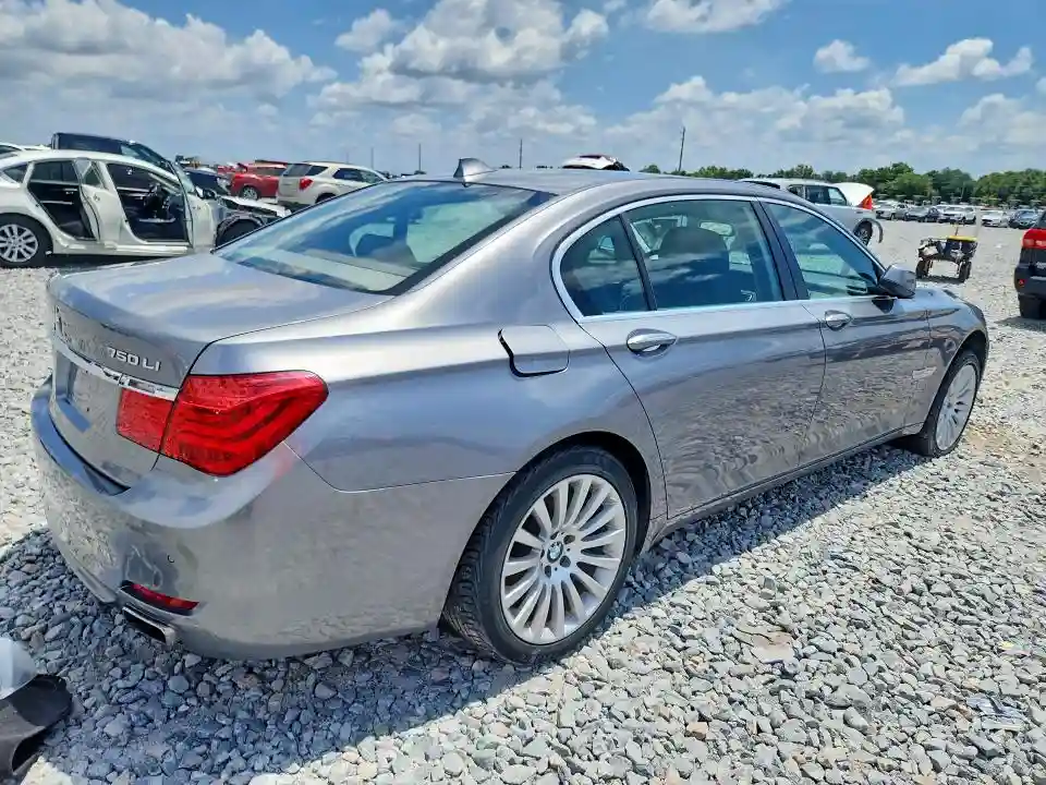 WBAKC8C55CC437756 2012 BMW 7 SERIES-2