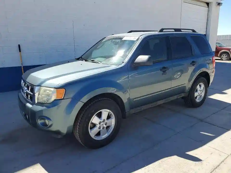 1FMCU0D72AKC44856 2010 FORD ESCAPE-0