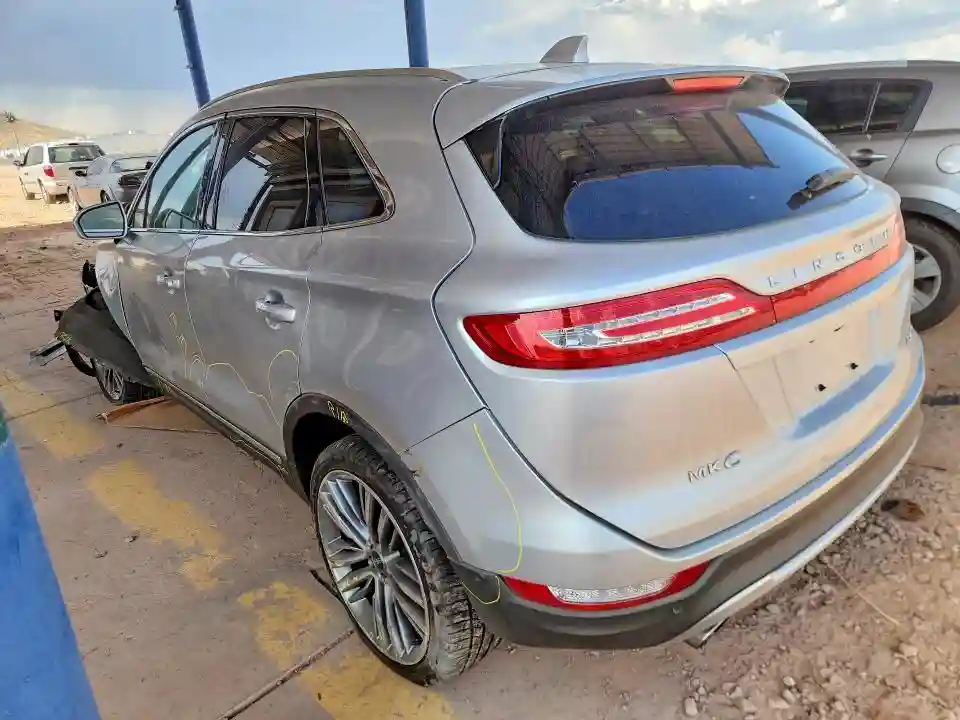 5LMTJ3DH0GUJ15074 2016 LINCOLN MKC-1